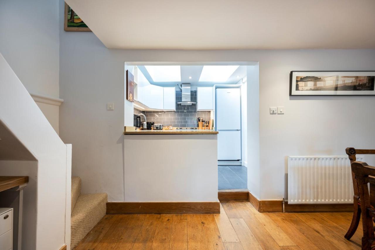 Delightful Bird Sisters Cottage With Free Parking Brighton Екстер'єр фото